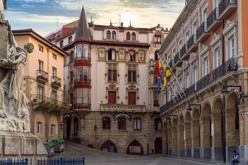 Puente Colgante Boutique Hotel Portugalete Eksteriør bilde